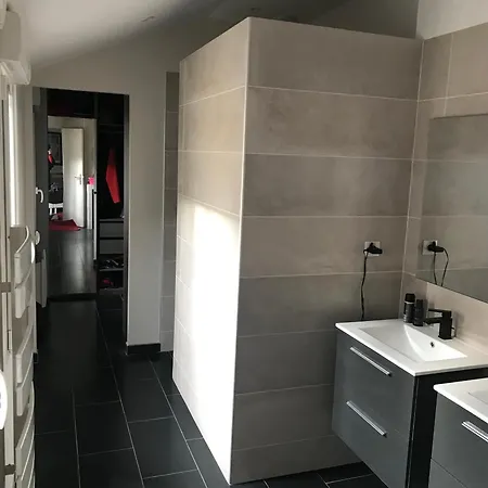 דירה Standing Au Coeur De Ville- Argeles-gazost-140 M2-3etoiles *