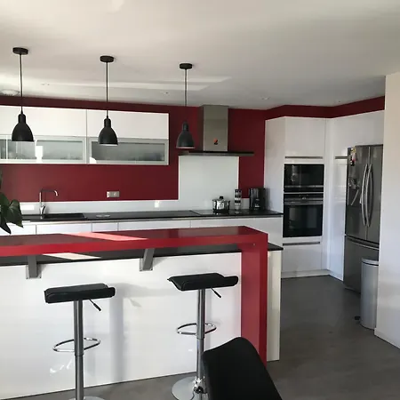 Apartman Standing Au Coeur De Ville- Argeles-gazost-140 M2-3etoiles *